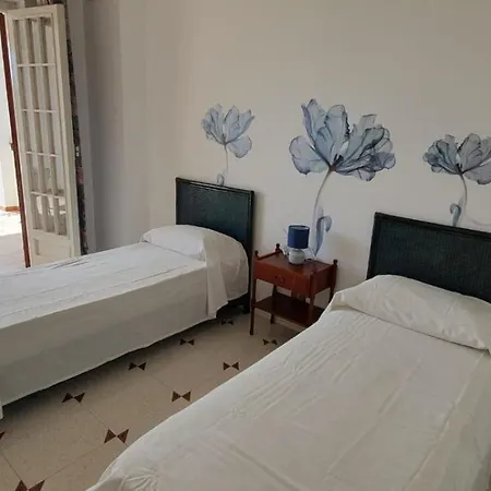 Alta Marea Mondello - *